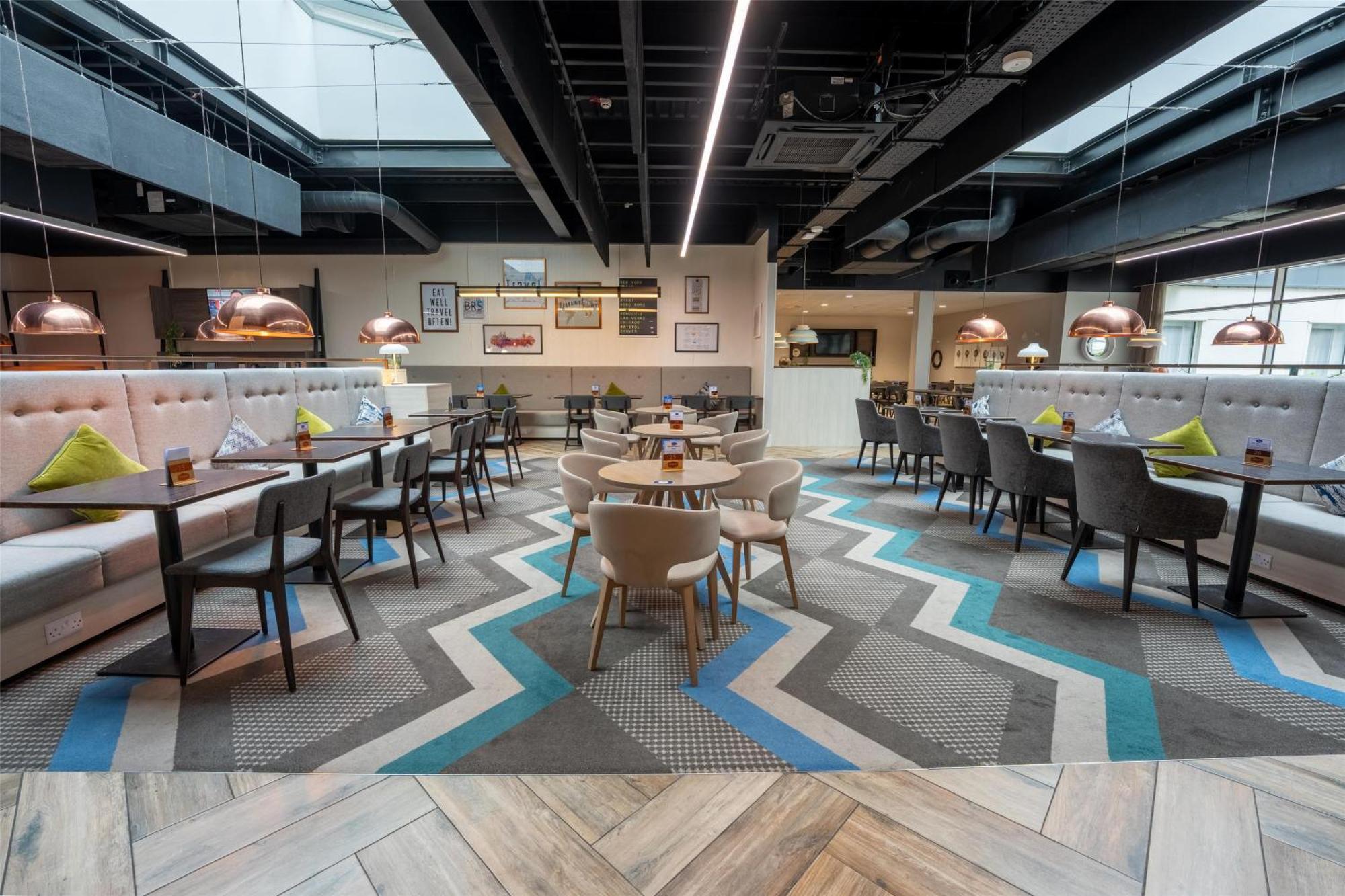Hampton By Hilton Bristol Airport Hotel Redhill  Екстериор снимка