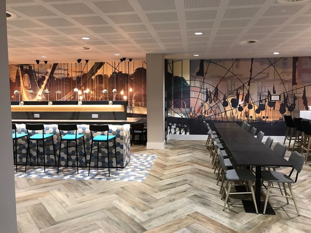 Hampton By Hilton Bristol Airport Hotel Redhill  Екстериор снимка