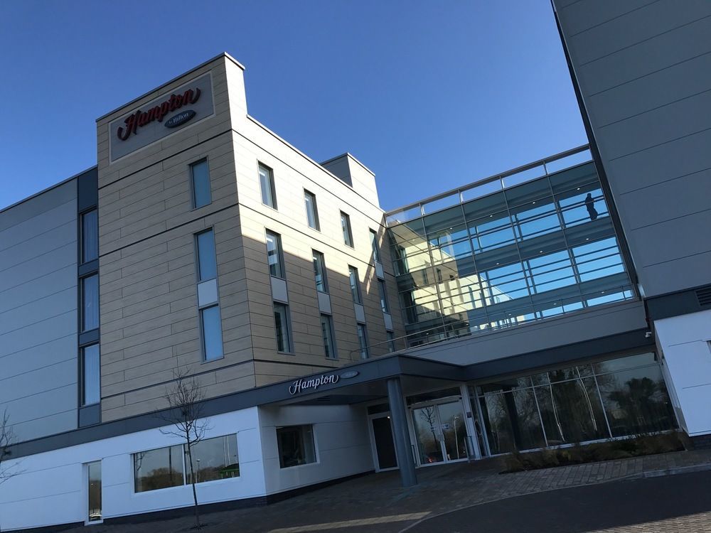 Hampton By Hilton Bristol Airport Hotel Redhill  Екстериор снимка
