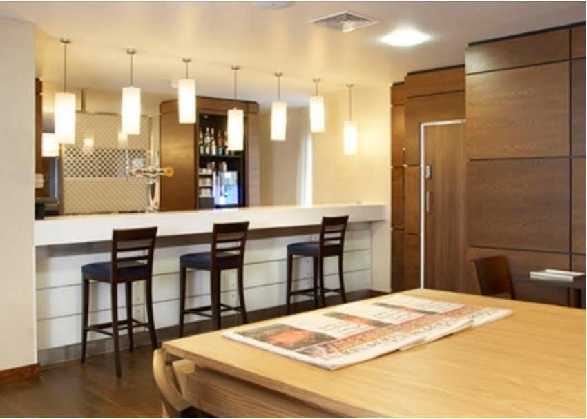 Hampton By Hilton Bristol Airport Hotel Redhill  Екстериор снимка
