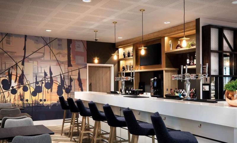 Hampton By Hilton Bristol Airport Hotel Redhill  Екстериор снимка